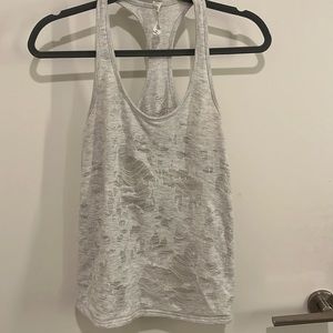 Alo distressed tank XS